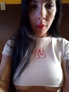 Soy Honeyy11 online show from April 21, 5:20 pm