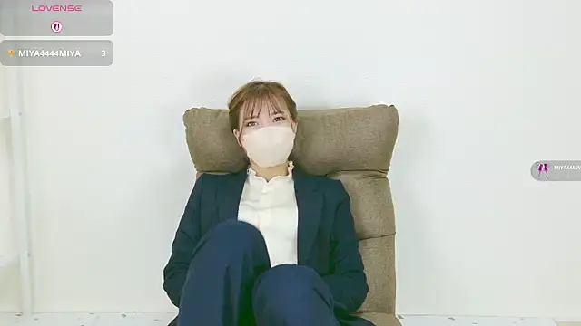 MISOSIRURICE online show from June 3, 4:12 pm