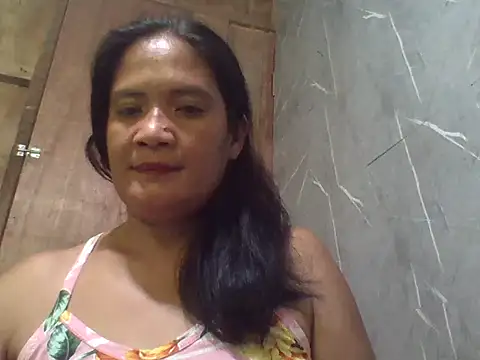 PinayZaira online show from May 17, 10:53 pm