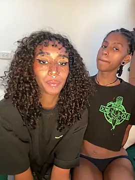 Sun lynx Love online show from April 15, 6:30 pm