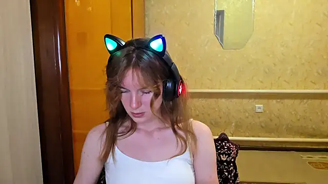 DonnaKuc online show from May 18, 6:08 am