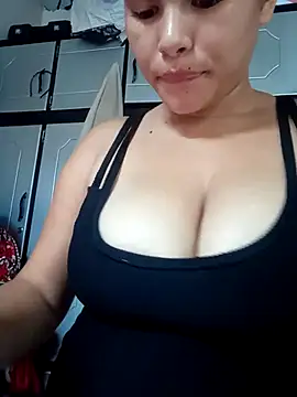 Kimberlyxxo online show from July 9, 6:43 pm