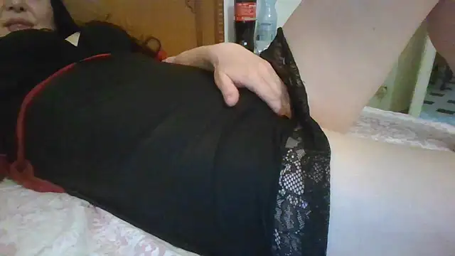 MonicaX69X online show from June 3, 3:40 am