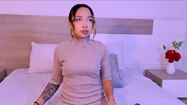 LaraBelmon online show from April 11, 8:56 pm