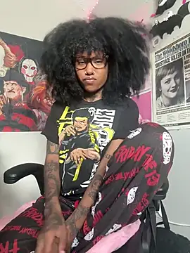 spookiebaddie online show from July 2, 6:25 pm