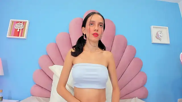 skinny abby online show from April 12, 7:55 am