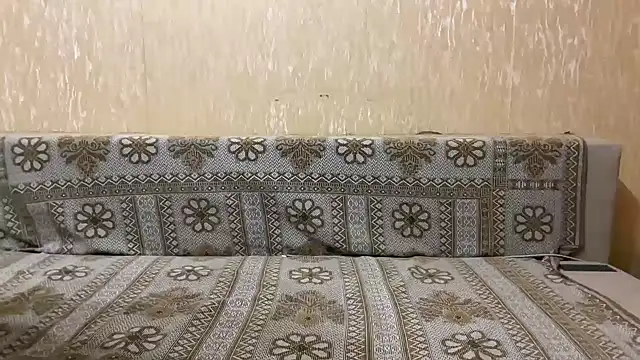 40000usd online show from April 8, 12:02 am