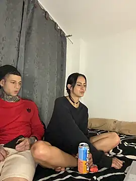 dream party 4U online show from April 8, 2:24 am