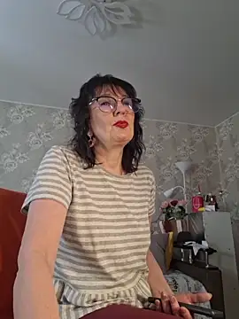 LaliaMia online show from March 2, 10:00 am