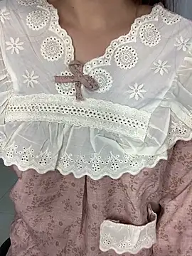 Mon2k-sayhi online show from April 15, 3:34 pm