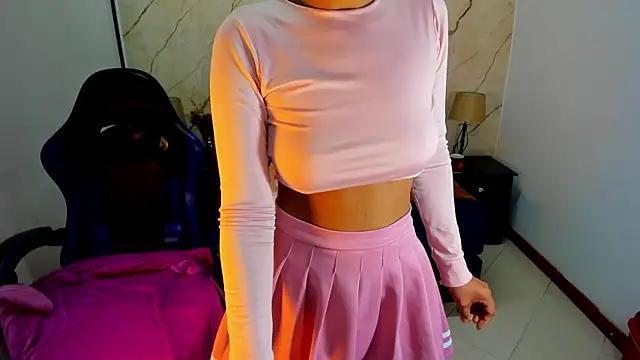 hasley cute online show from June 2, 7:48 pm