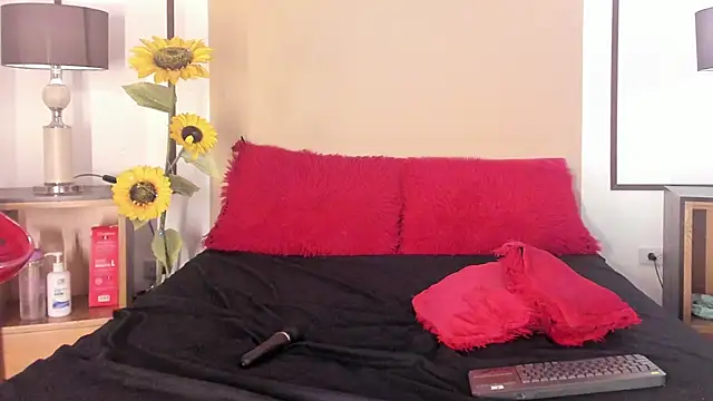 NatashaLuxy online show from June 20, 8:01 pm