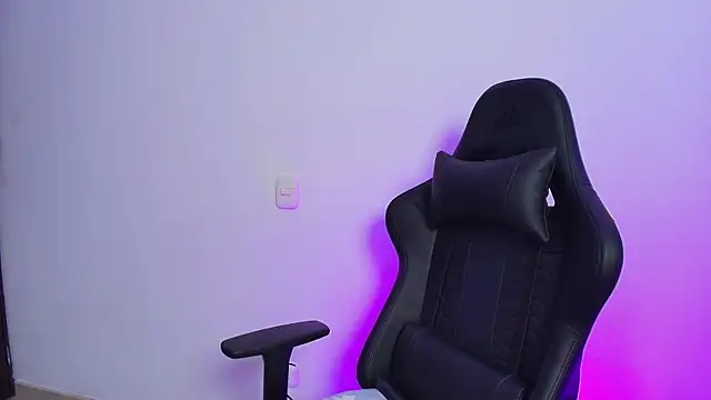 Megan jacksonn  online show from April 16, 4:13 am