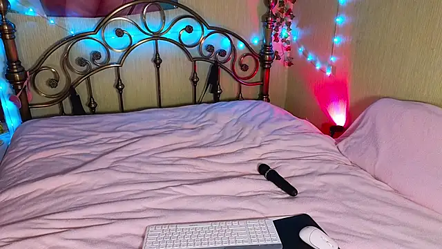 Sansarella online show from November 24, 12:29 pm