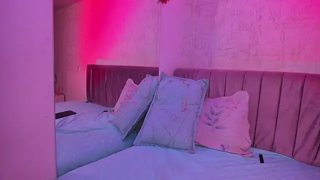 Alis Roze online show from April 25, 9:01 pm