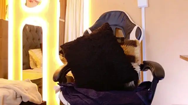 Veronicajhonsonn online show from May 13, 4:24 pm