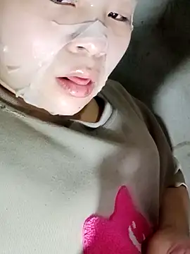 Anne-Rose online show from April 13, 1:07 am