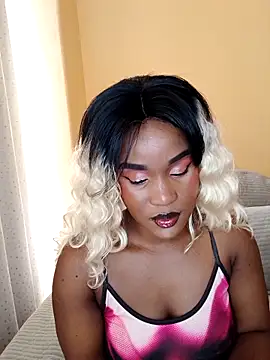 Bootyyynova online show from April 17, 8:05 am