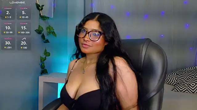 Silvana lorc online show from June 25, 7:15 pm