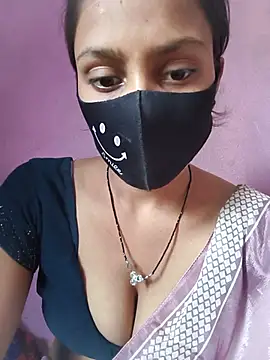 BaddieUnleashed online show from July 10, 8:37 am
