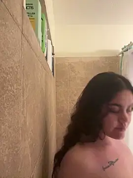 Islandmamita online show from June 12, 5:37 am