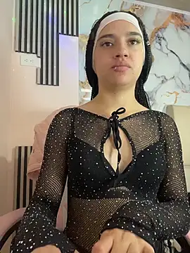 lia ec online show from June 20, 2:31 pm