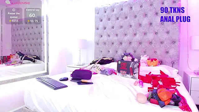 Zoe M00n online show from July 22, 7:37 pm