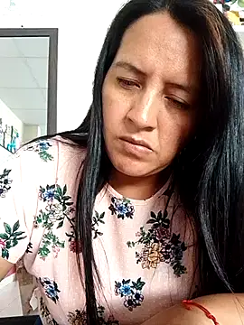 Gaby lulu online show from May 7, 9:29 pm