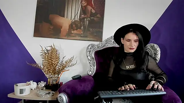 MistressKasandra online show from May 11, 4:04 pm