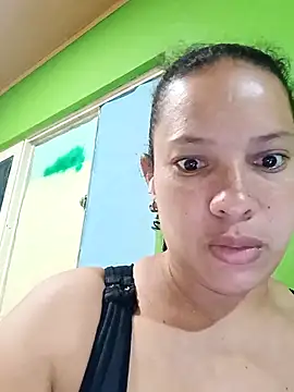 DivaCaliente1 online show from May 11, 3:19 am