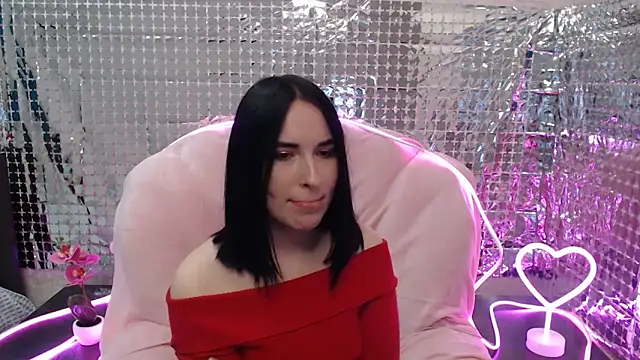 MadamSofi online show from April 17, 10:06 am