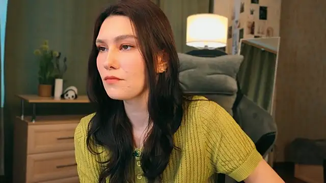 tinystarlight online show from April 17, 1:02 pm