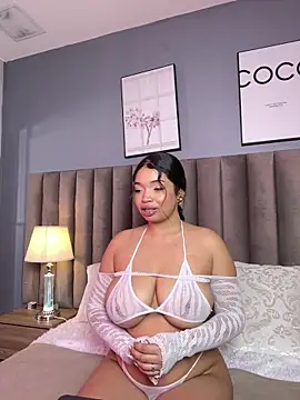 LilyFoox online show from June 5, 1:50 pm