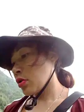 Tieuthu2 online show from April 21, 1:42 am
