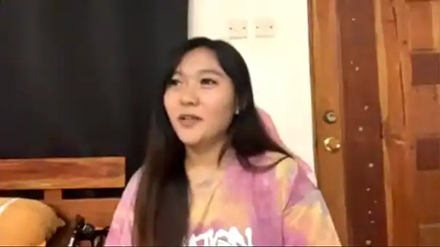 LaurenHenk online show from April 20, 1:03 pm