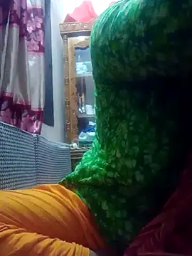 Chubbygirl Tisha online show from May 12, 7:42 pm