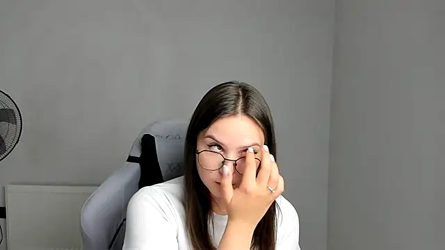 Regina cute  online show from June 28, 6:31 am