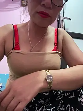  Sara pusy online show from April 24, 1:47 pm