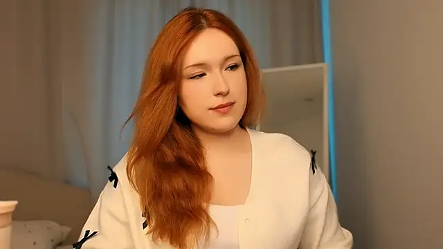 flaremoon online show from May 2, 1:25 pm
