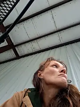 taatypeach69 online show from April 24, 9:17 pm