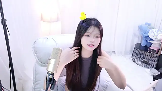 ChuYI-007 online show from April 27, 8:44 am