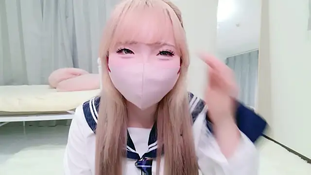 noachan1 online show from May 3, 11:13 am
