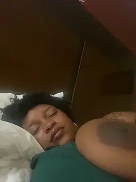 thedarkenchantress online show from October 13, 1:25 pm