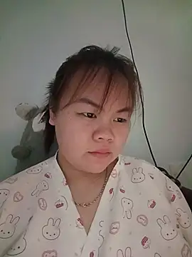 Truxcy1 online show from May 28, 2:42 am