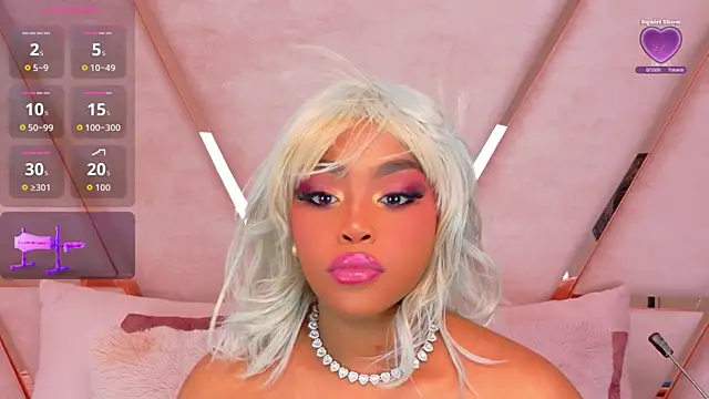 TiannahGlow online show from June 27, 4:35 pm