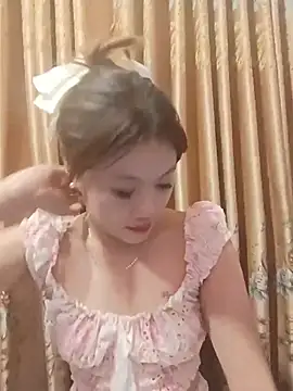 Ly-sexyy online show from July 14, 9:24 am