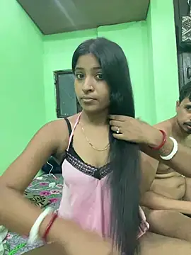 hot-couple-0 online show from June 11, 12:57 pm