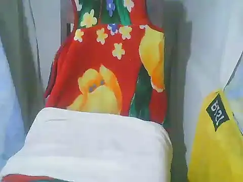 AsianHot Pussy online show from June 4, 9:52 pm
