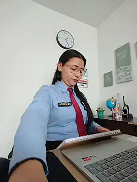 Queen linda1 online show from May 21, 6:28 pm