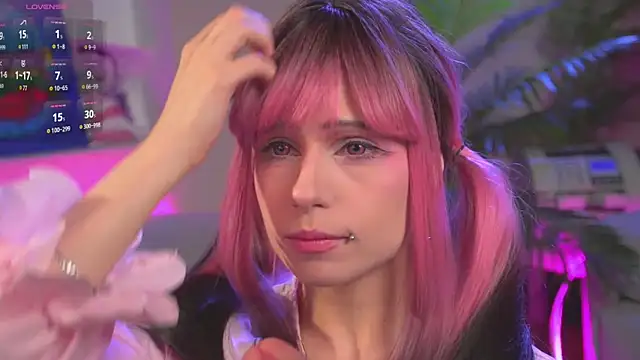 CosplayDream online show from July 8, 8:44 pm